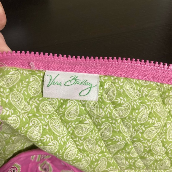 Vera Bradley large zipper top tote - Picture 4 of 4